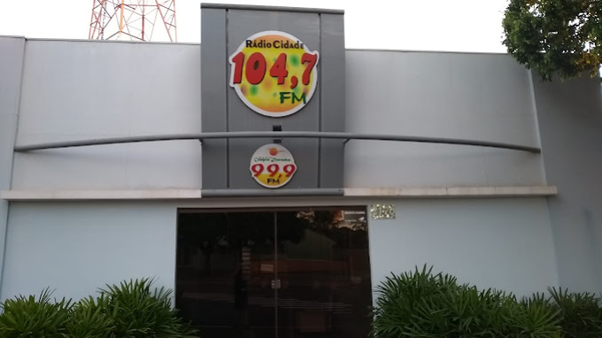 Rádio Cidade 104.7 FM Medianeira PR